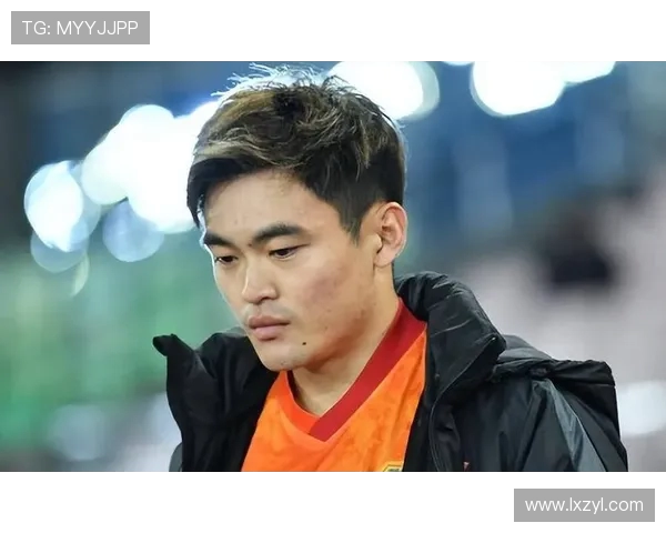 黄紫昌:在苏超赛场上,赤诚之心与责任担当并行不悖 - 副本 黄紫昌:在苏超赛场上,赤诚之心与责任担当并行不悖 - 副本