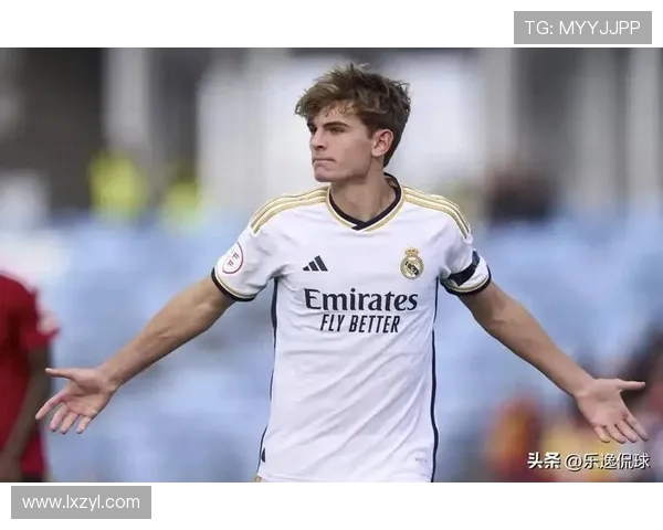 尼科-帕斯:意甲7轮8球狂轰悍助,赛季表现亮眼引关注 尼科-帕斯:意甲7轮8球狂轰悍助,赛季表现亮眼引关注