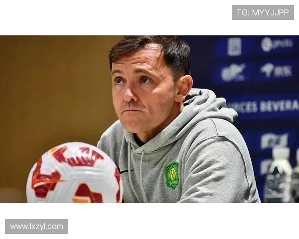 拉米罗感受主场独特氛围 侯森发烧情况需持续观察 拉米罗感受主场独特氛围 侯森发烧情况需持续观察